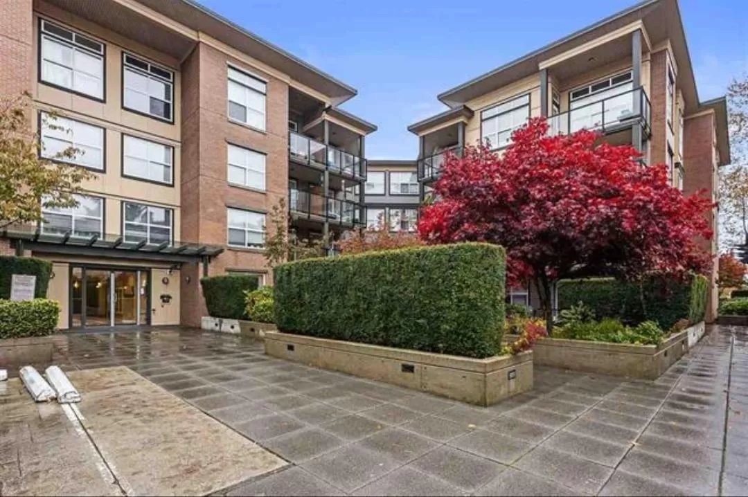 Apartment for rent: 117 10707 139 Street, Surrey, British Columbia V3T 0B2