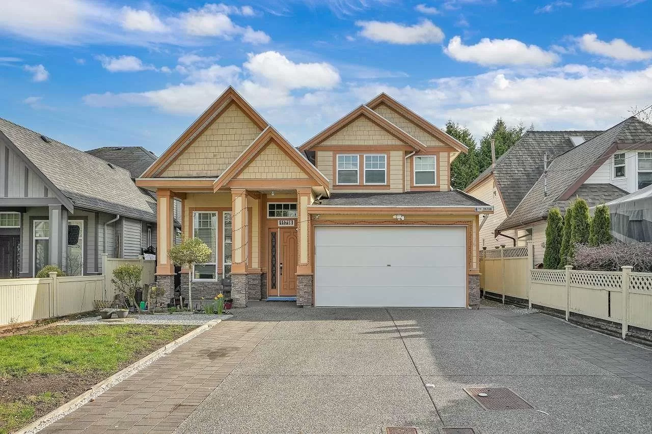 House for rent: 11718 84 Avenue, Delta, British Columbia V4C 2M3