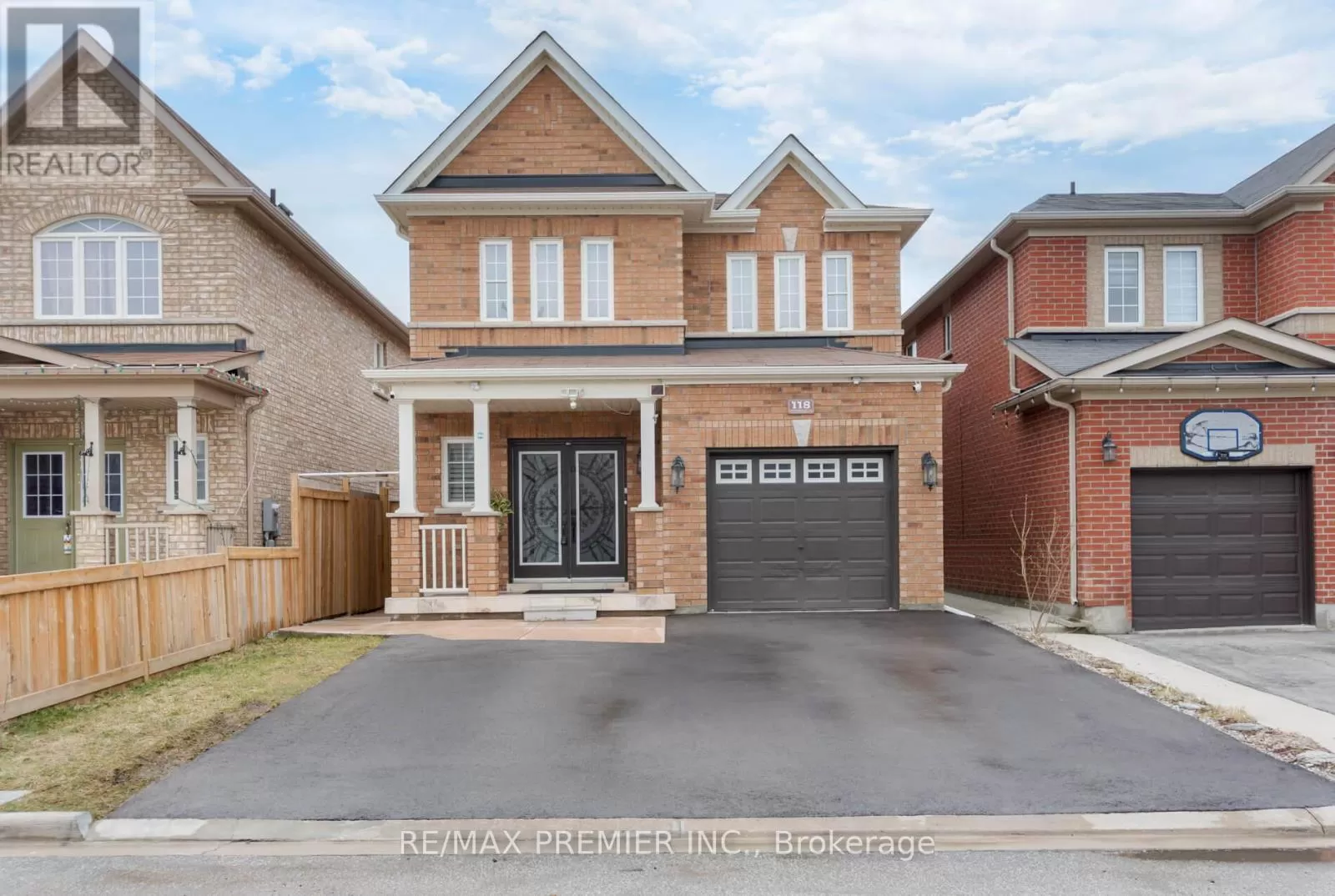 House for rent: 118 Footbridge Cres, Brampton, Ontario L6R 0T9