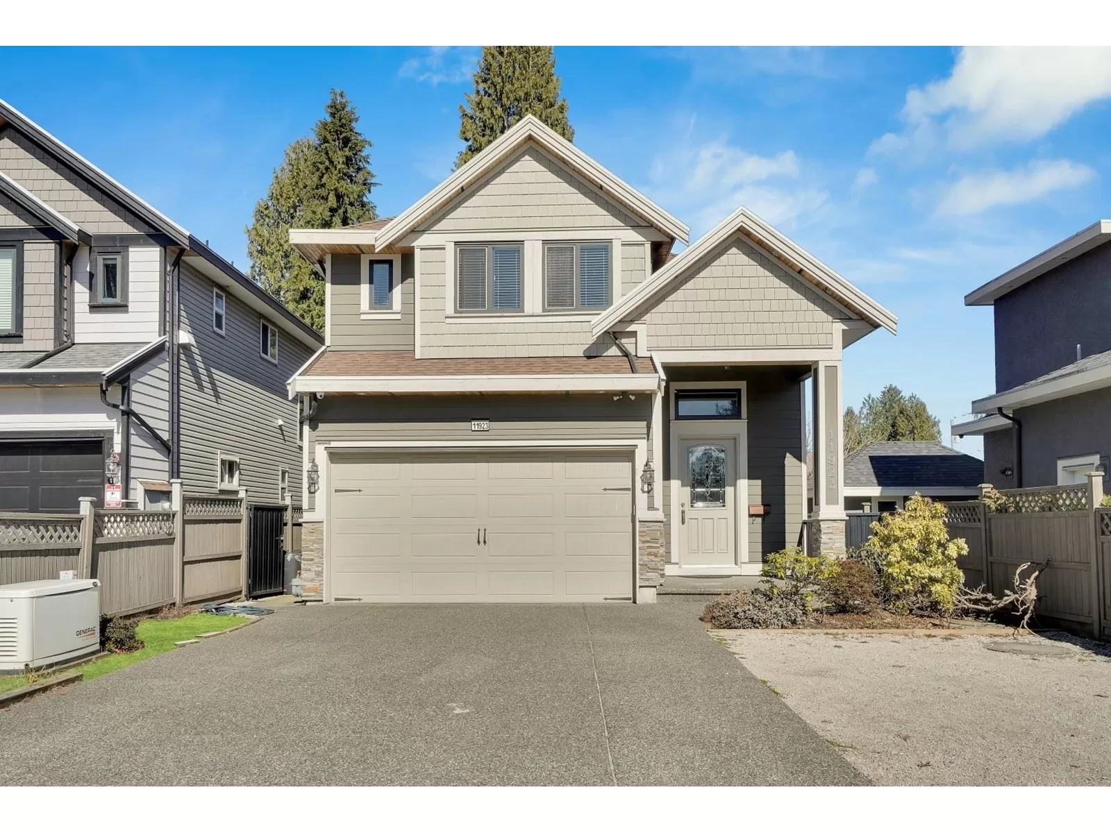 House for rent: 11923 92 Avenue, Delta, British Columbia V4C 3L5