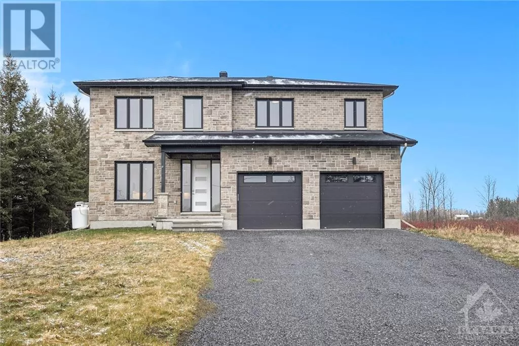 House for rent: 11967 Cloverdale Road, Winchester, Ontario K0C 2K0