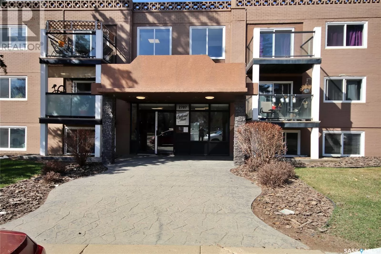 Apartment for rent: 12 2707 7th Street E, Saskatoon, Saskatchewan S7H 1A7