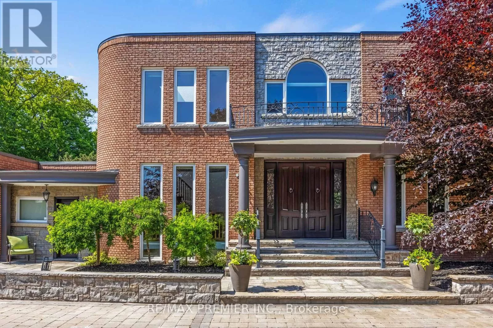 House for rent: 12 Westmount Park Road, Toronto, Ontario M9P 1R5