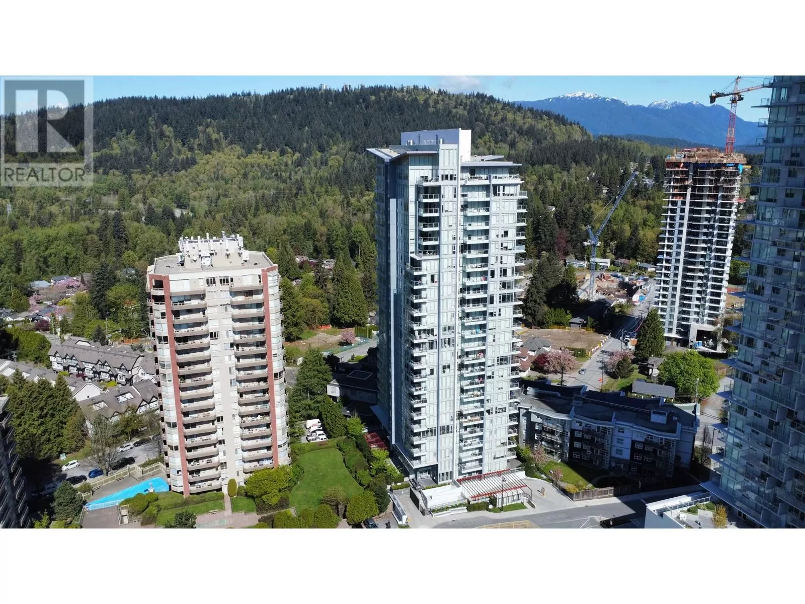 Apartment for rent: 1203 520 Como Lake Avenue, Coquitlam, British Columbia V3J 0E8