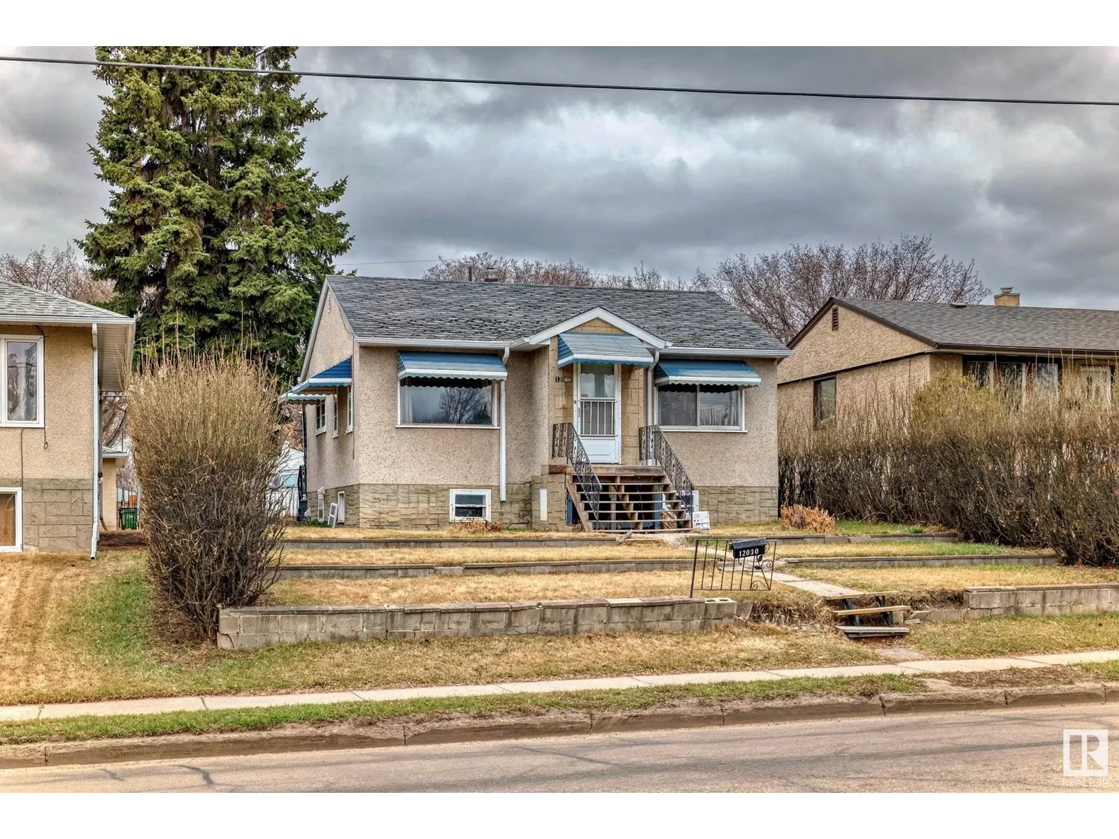House for rent: 12030 50 St Nw Nw, Edmonton, Alberta T5W 3C4