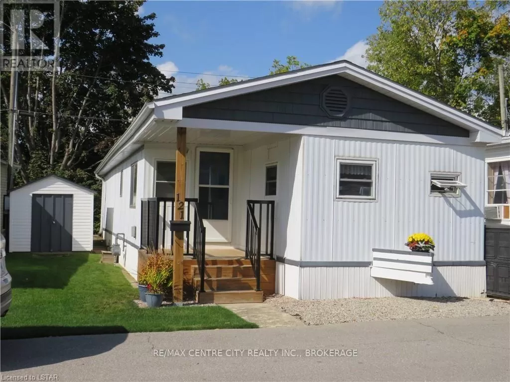 Mobile Home for rent: 121 - 198 Springbank Drive, London, Ontario N6J 1G1