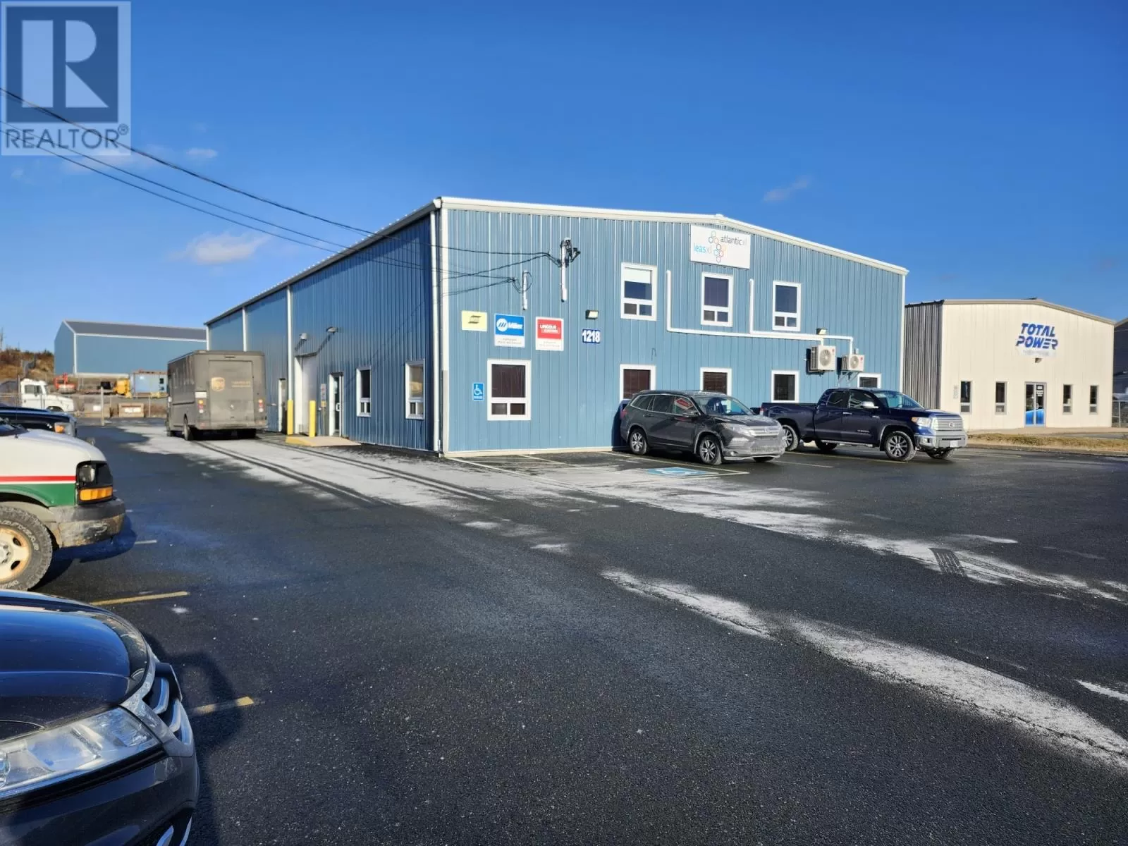 Manufacturing for rent: 1218 Kenmount Road W, Paradise, Newfoundland & Labrador A1L 1N3
