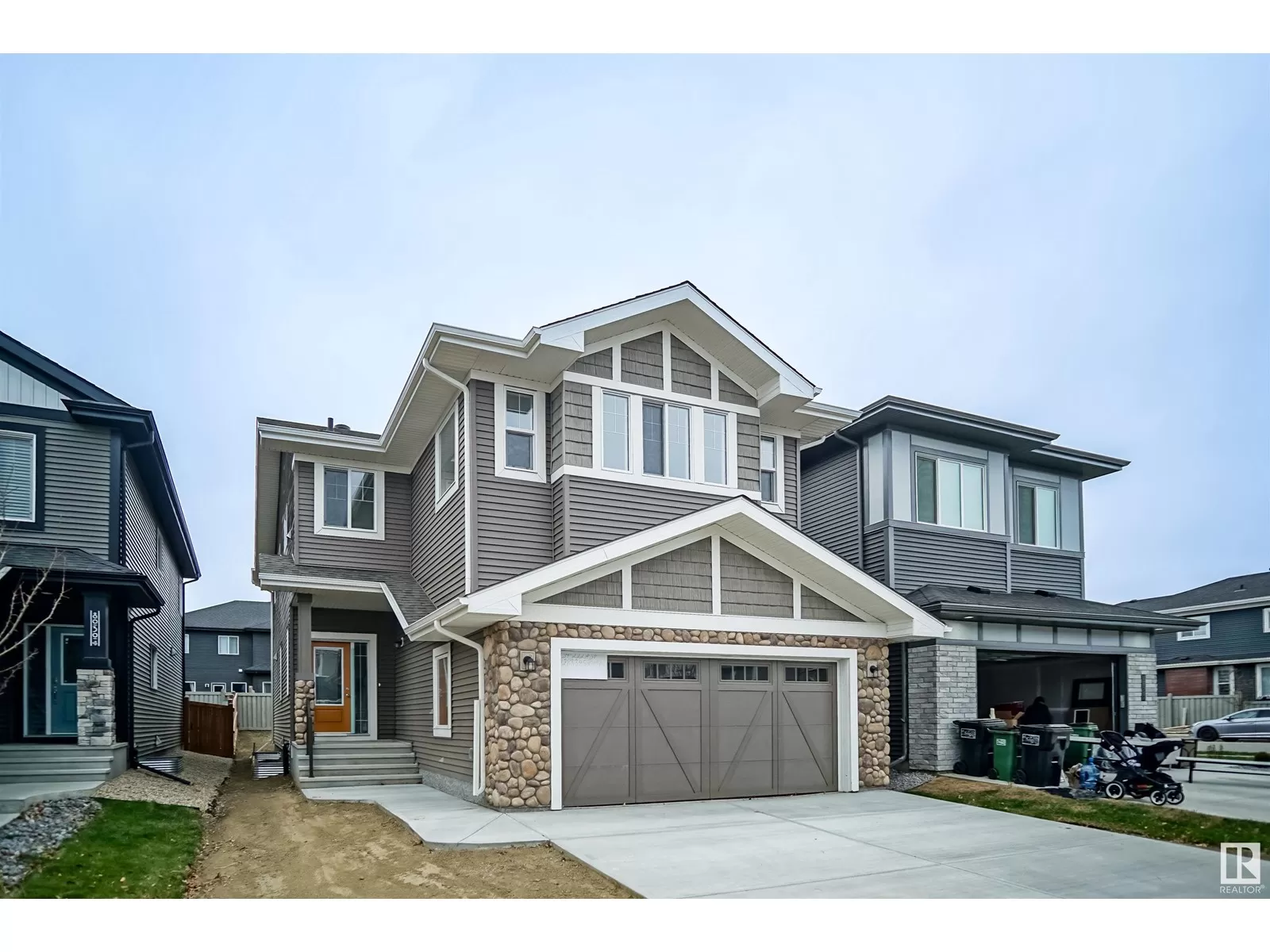 House for rent: 1233 16a Av Nw, Edmonton, Alberta T6T 2V1