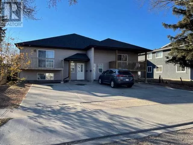 Multi-Family for rent: 1,2,3,4, 4729 45 Street, Lloydminster, Saskatchewan S9V 0H6