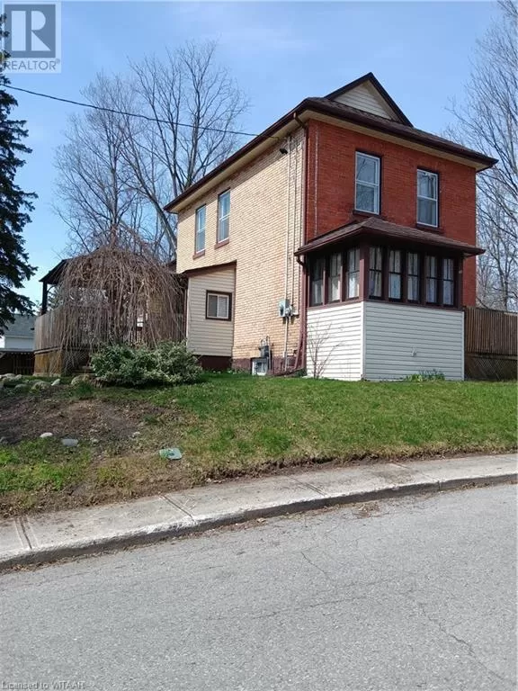 Duplex for rent: 124 Stoney Road, Woodstock, Ontario N4S 3G8