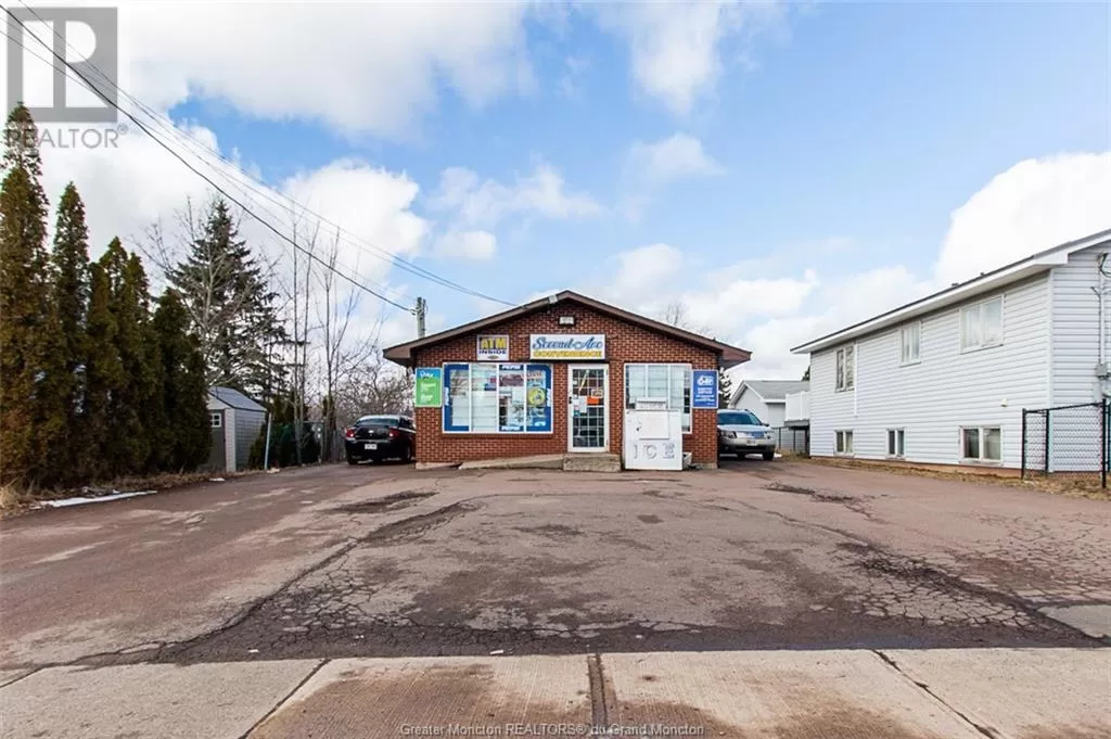 Retail for rent: 126 Second Ave, Moncton, New Brunswick E1C 7Y2