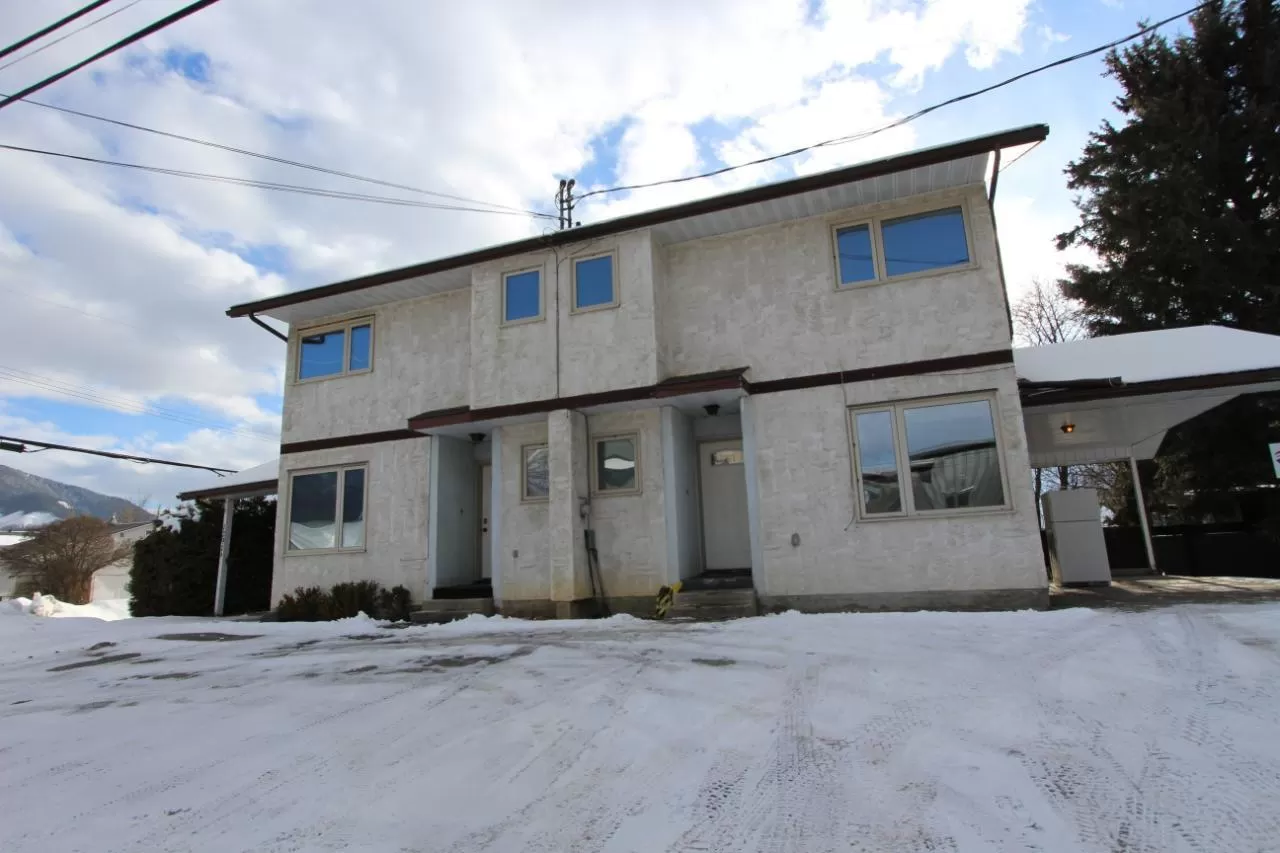 House for rent: 1291 9th Avenue, Fernie, British Columbia V0B 1M0