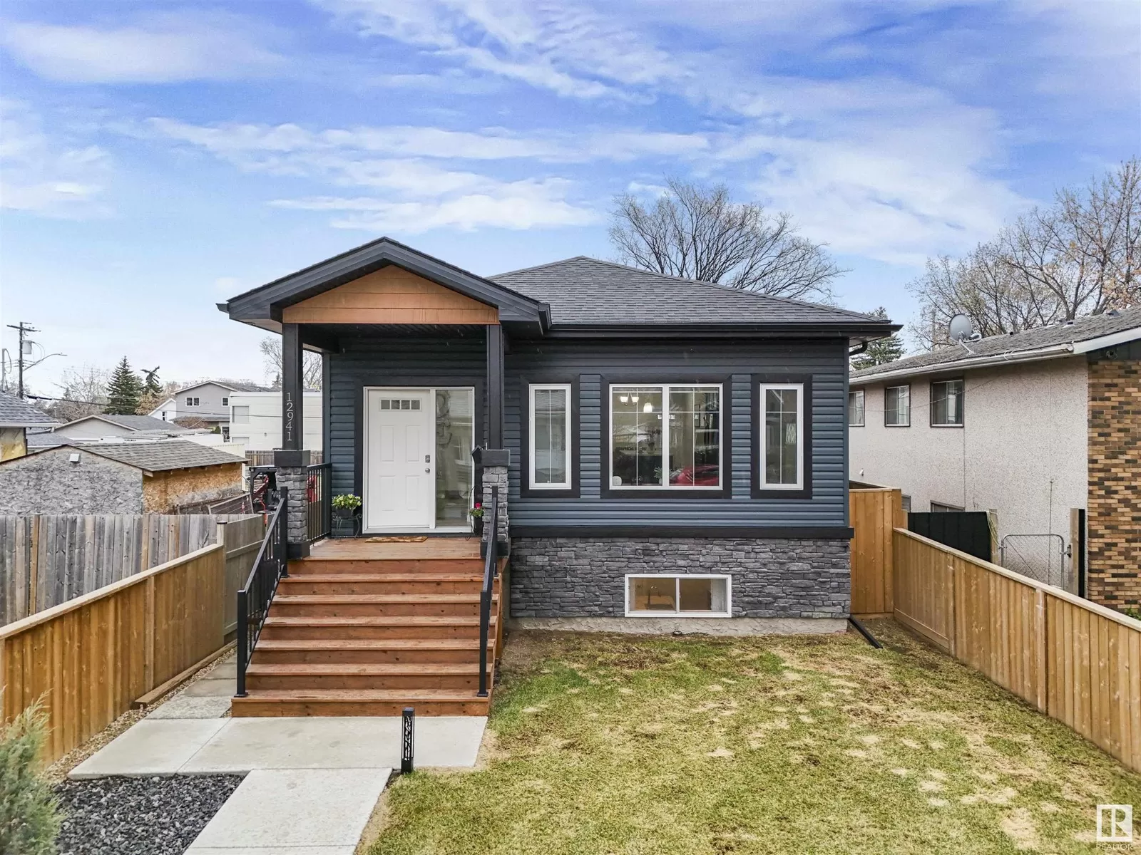 House for rent: 12941 120 St Nw, Edmonton, Alberta T5E 5N8