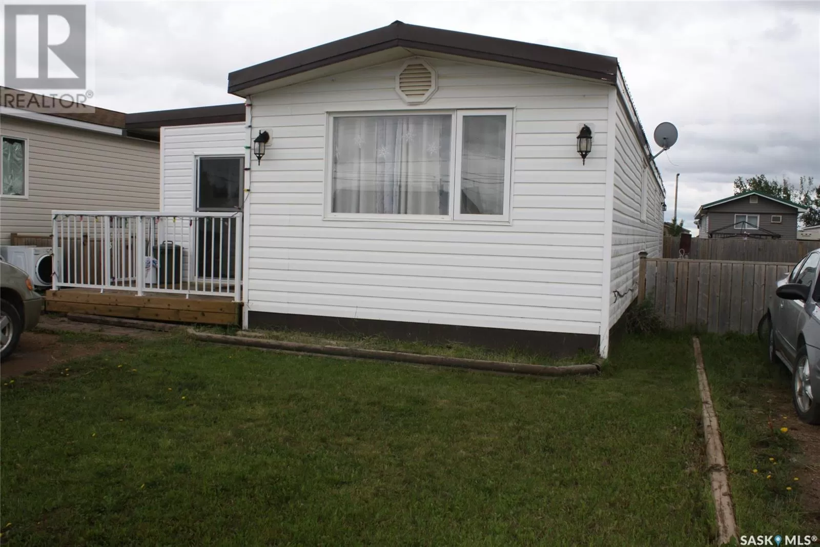 Mobile Home for rent: 13 106 1st Avenue Sw, Weyburn, Saskatchewan S4H 2J1