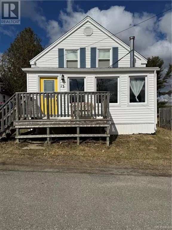 House for rent: 13 Riverside Drive, St. Stephen, New Brunswick E3L 1B5