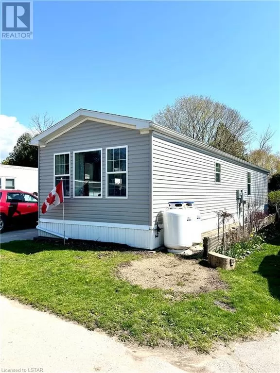 Mobile Home for rent: 13 Sutton Drive, Ashfield-Colborne-Wawanosh, Ontario N7A 3Y3