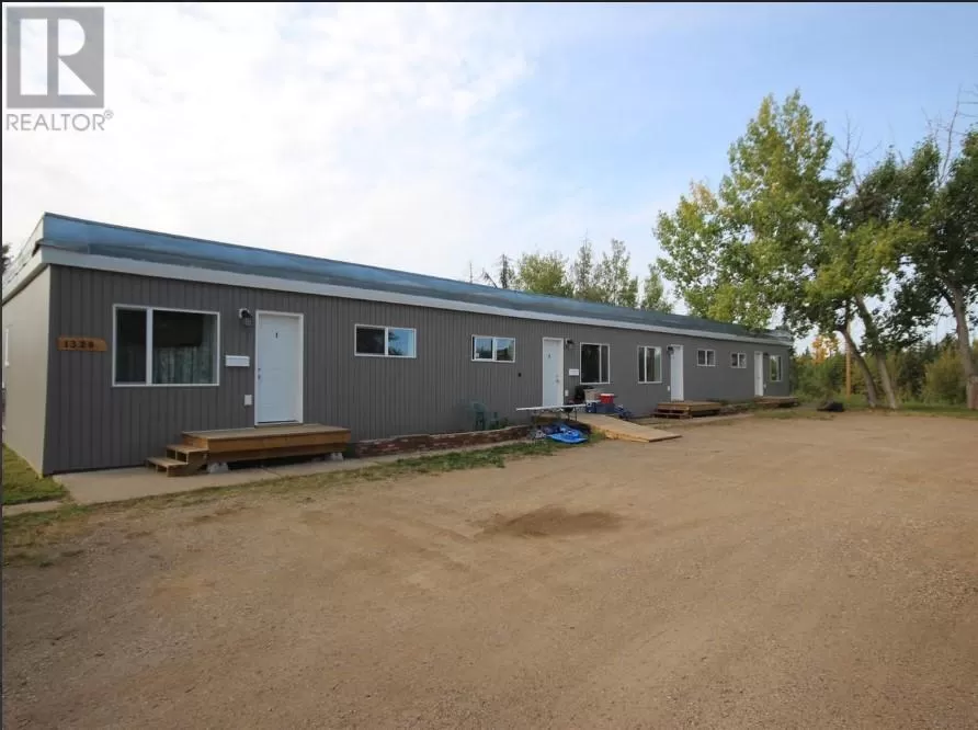 Fourplex for rent: 1310 108 Avenue, Dawson Creek, British Columbia V1G 2T1