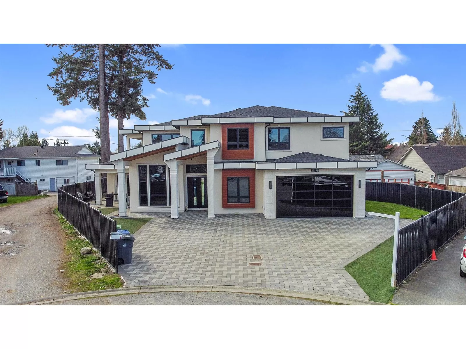 House for rent: 13194 72b Avenue, Surrey, British Columbia V3W 7X3