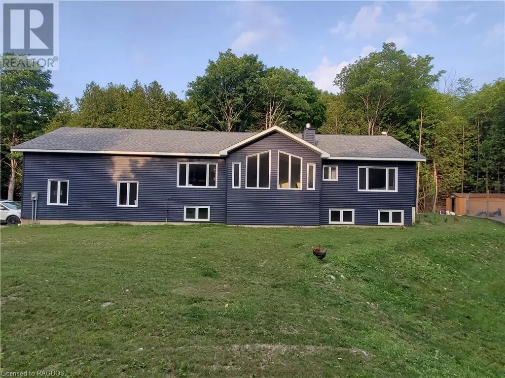 House for rent: 135 Lake Drive, West Grey, Ontario N0C 1H0