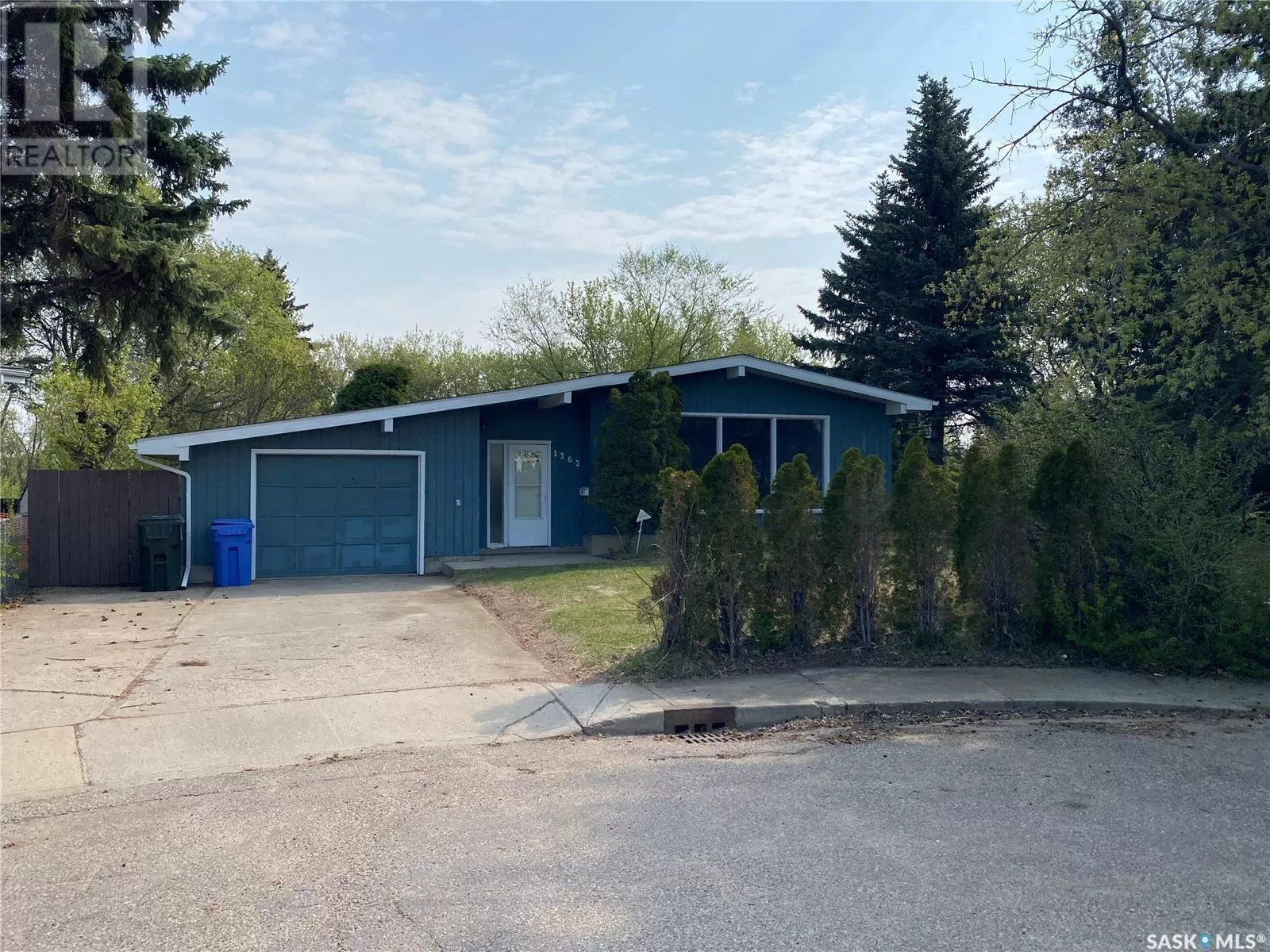 House for rent: 1362 Cowan Drive, Prince Albert, Saskatchewan S6V 2R2
