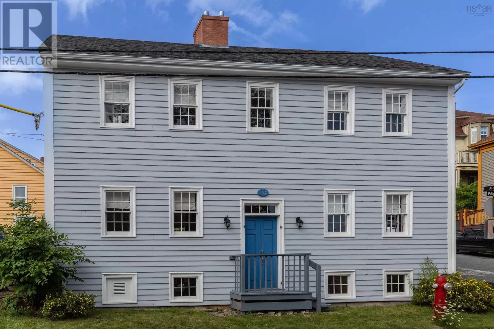 House for rent: 137 Pelham Street, Lunenburg, Nova Scotia B0J 2C0