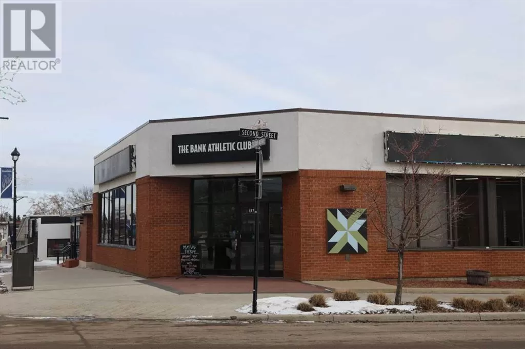 Commercial Mix for rent: 137 Second Avenue, Strathmore, Alberta T1P 1K2