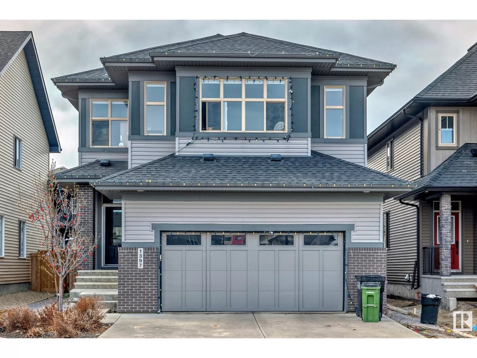 House for rent: 1397 Ainslie Wd Sw, Edmonton, Alberta T6W 3E9