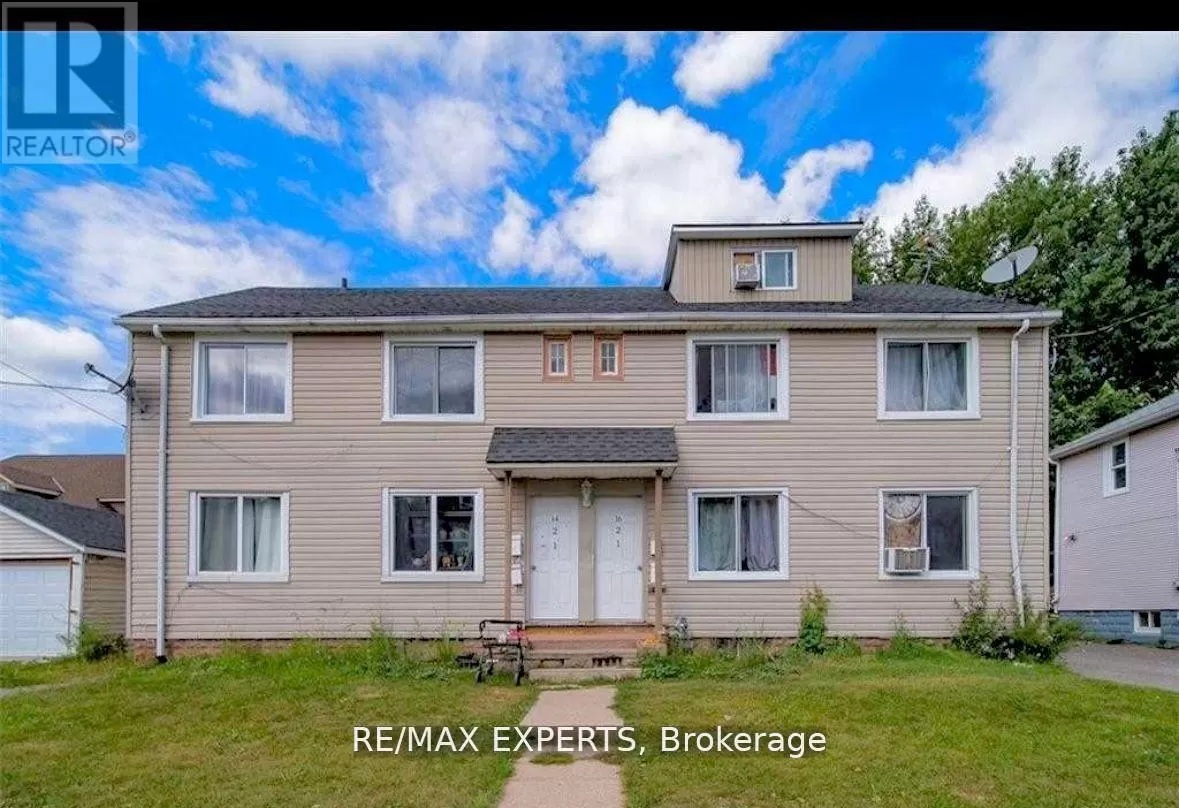 Fourplex for rent: 14 & 16 - 14&16 Asher Street S, Welland, Ontario L3B 4J1