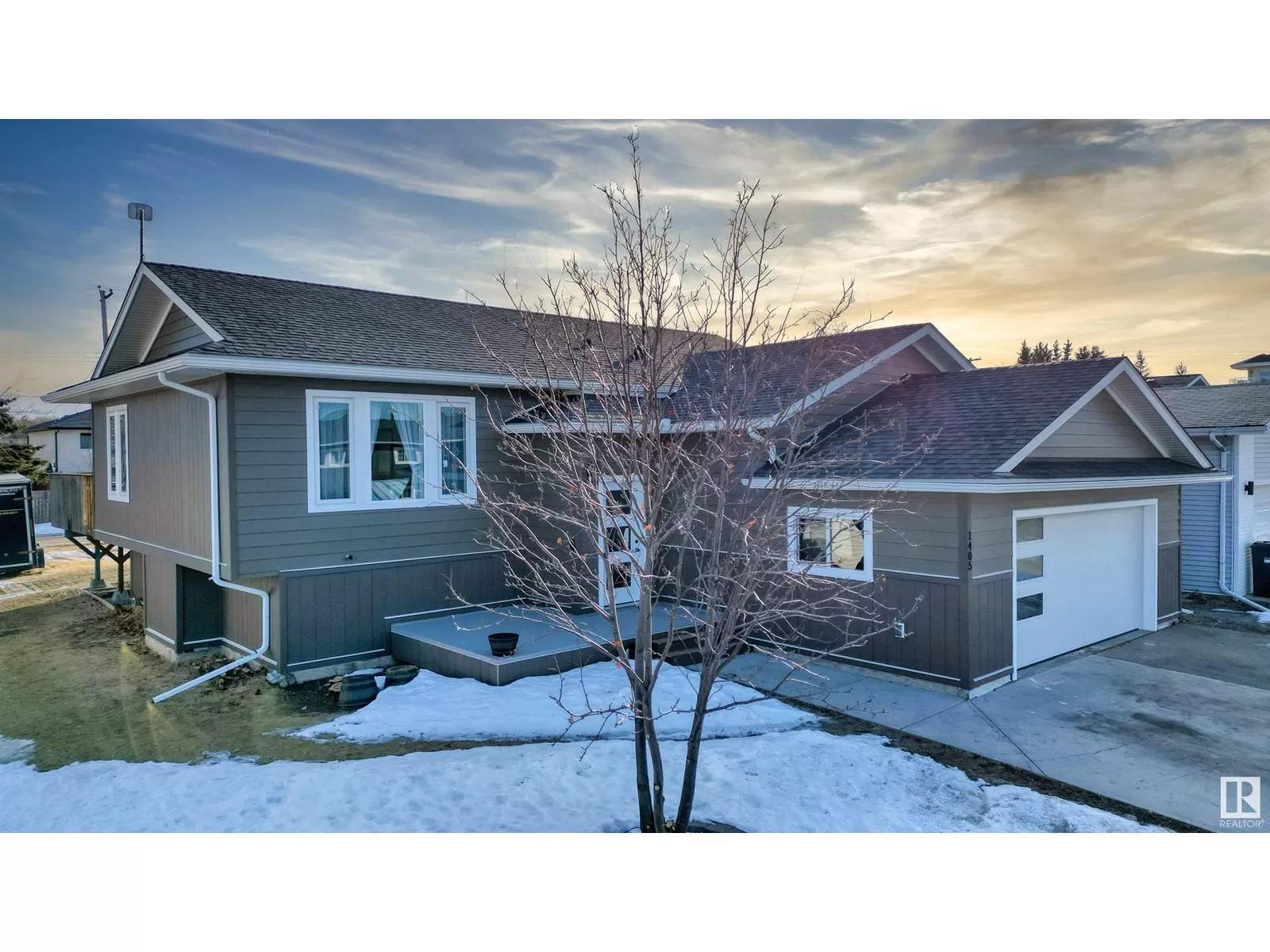 House for rent: 1405 7 Av, Cold Lake, Alberta T9M 1L3