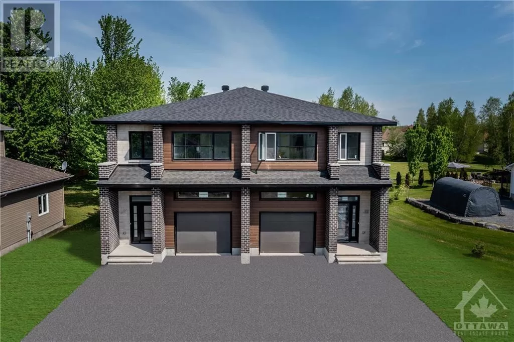 House for rent: 140-a Parc Des Dunes Street, Limoges, Ontario K0A 2M0