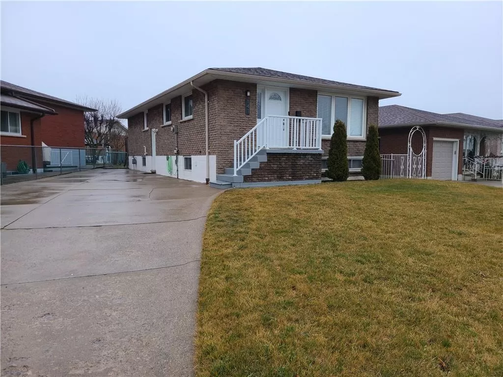 House for rent: 141 Marcella Crescent|unit #2 (lower Level), Hamilton, Ontario L9K 6G2