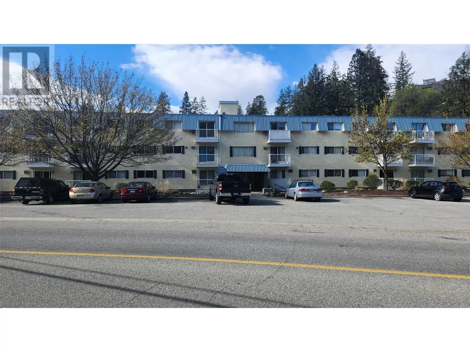Apartment for rent: 1410 Penticton Avenue Unit# 308, Penticton, British Columbia V2A 2N5
