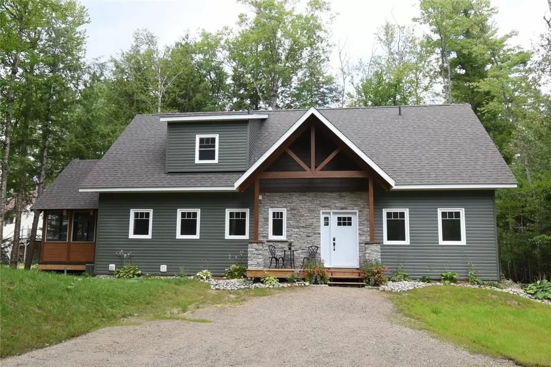 House for rent: 1417 Dickie Lake Road W, Baysville, Ontario P0B 1A0