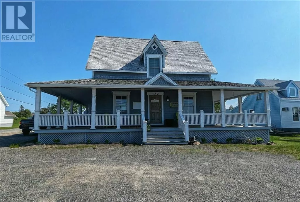 House for rent: 142 Bd St Pierre E, Caraquet, New Brunswick E1W 1B1