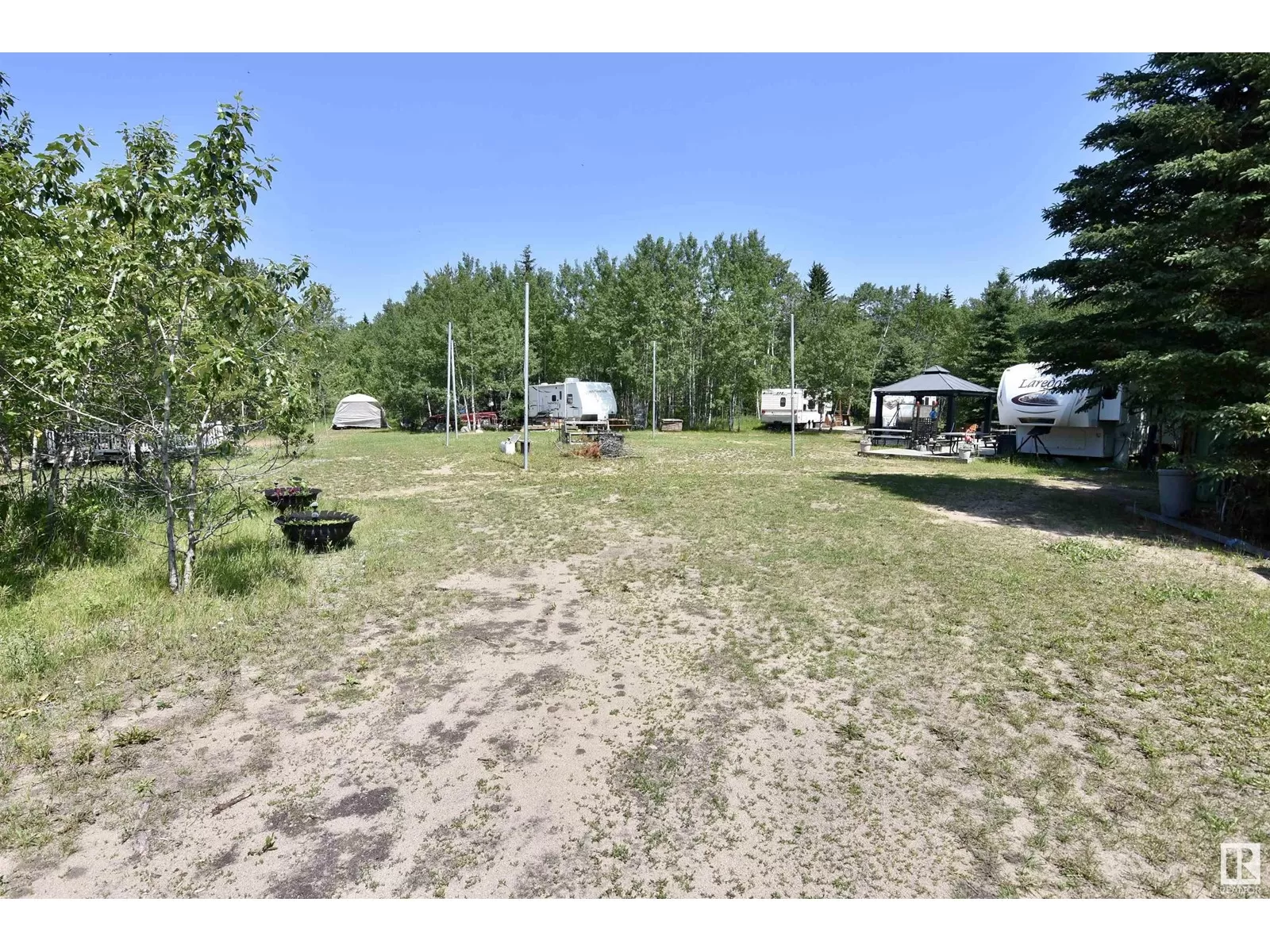 No Building for rent: 14374 Hwy 652, Rural Smoky Lake County, Alberta T0A 3L0