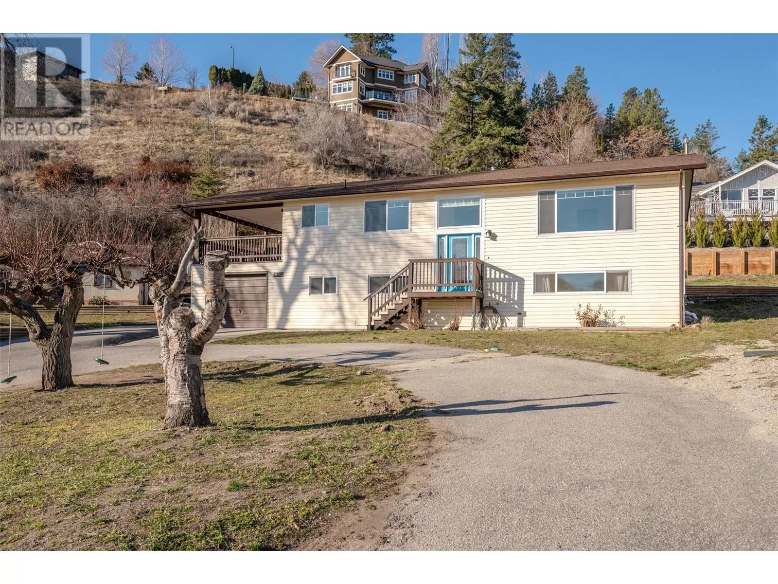 House for rent: 14415 Latimer Avenue, Summerland, British Columbia V0H 1Z1