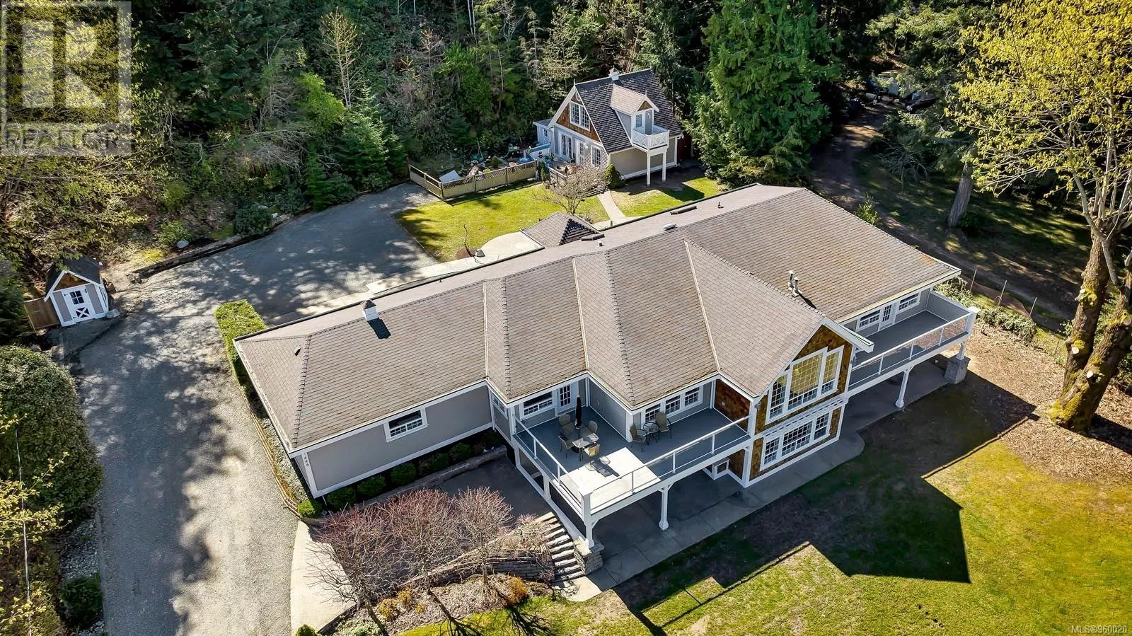 House for rent: 1446 Chilco Rd, Crofton, British Columbia V0R 1R0