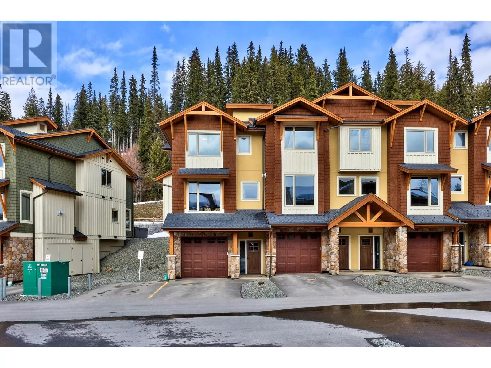 Row / Townhouse for rent: 14-5050 Valley Drive, Sun Peaks, British Columbia V0E 5N0