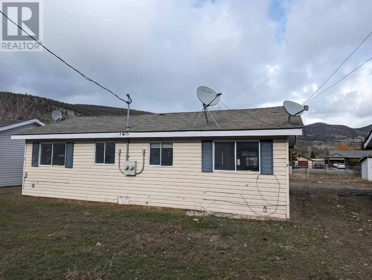 Duplex for rent: 1475 Coldwater Ave, Merritt, British Columbia V1K 1B8