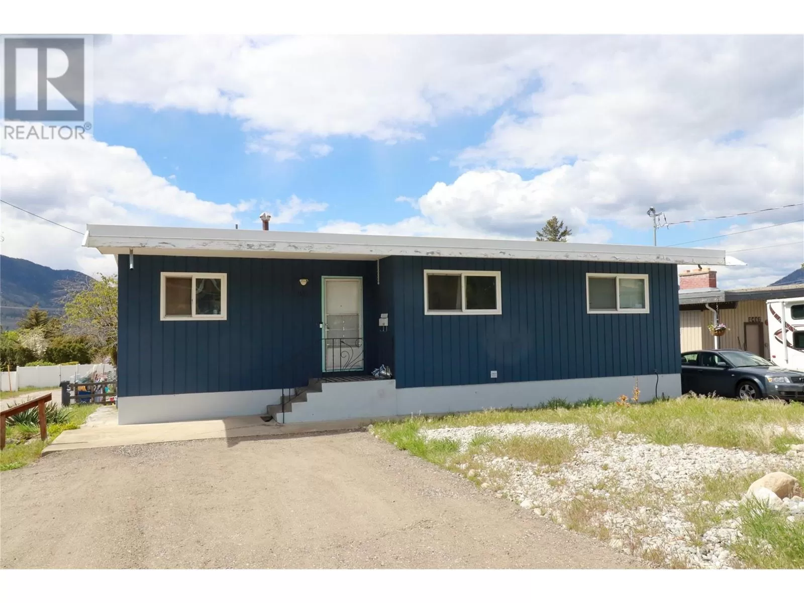 House for rent: 1477 Carmi Drive, Penticton, British Columbia V2A 4R9