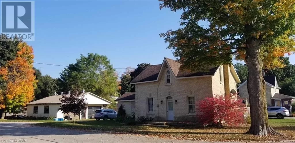 House for rent: 15 Union Street W, Teeswater, Ontario N0G 2S0