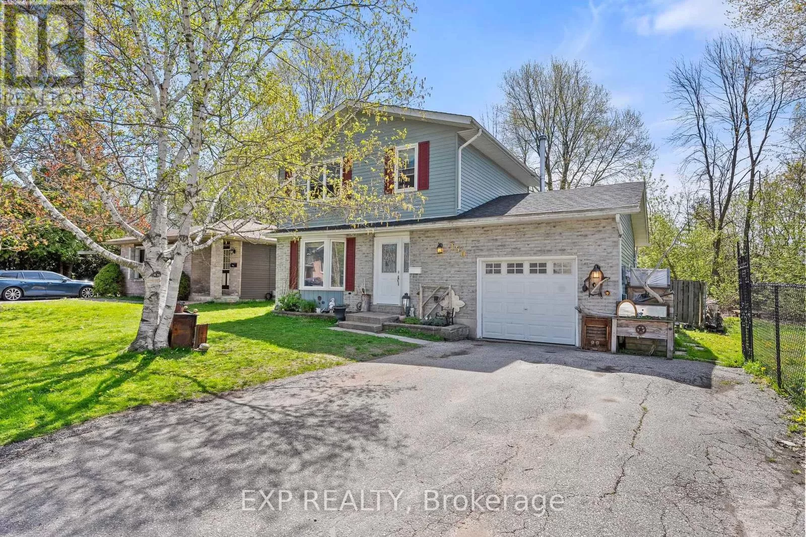 House for rent: 150 Cooks Bay Drive, Georgina, Ontario L4P 2M3