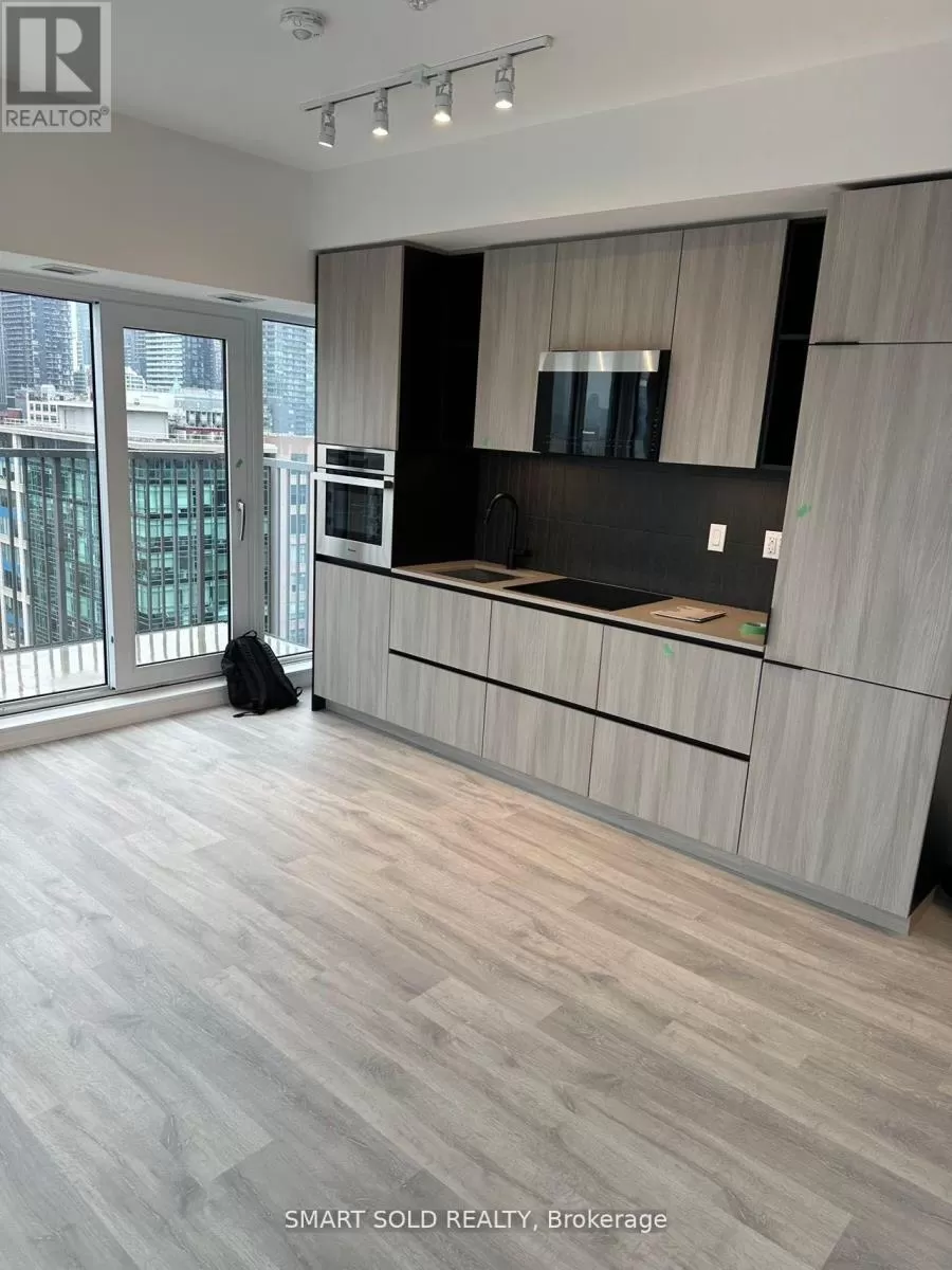 Apartment for rent: 1501 - 2 Augusta Avenue, Toronto, Ontario M5V 0T3