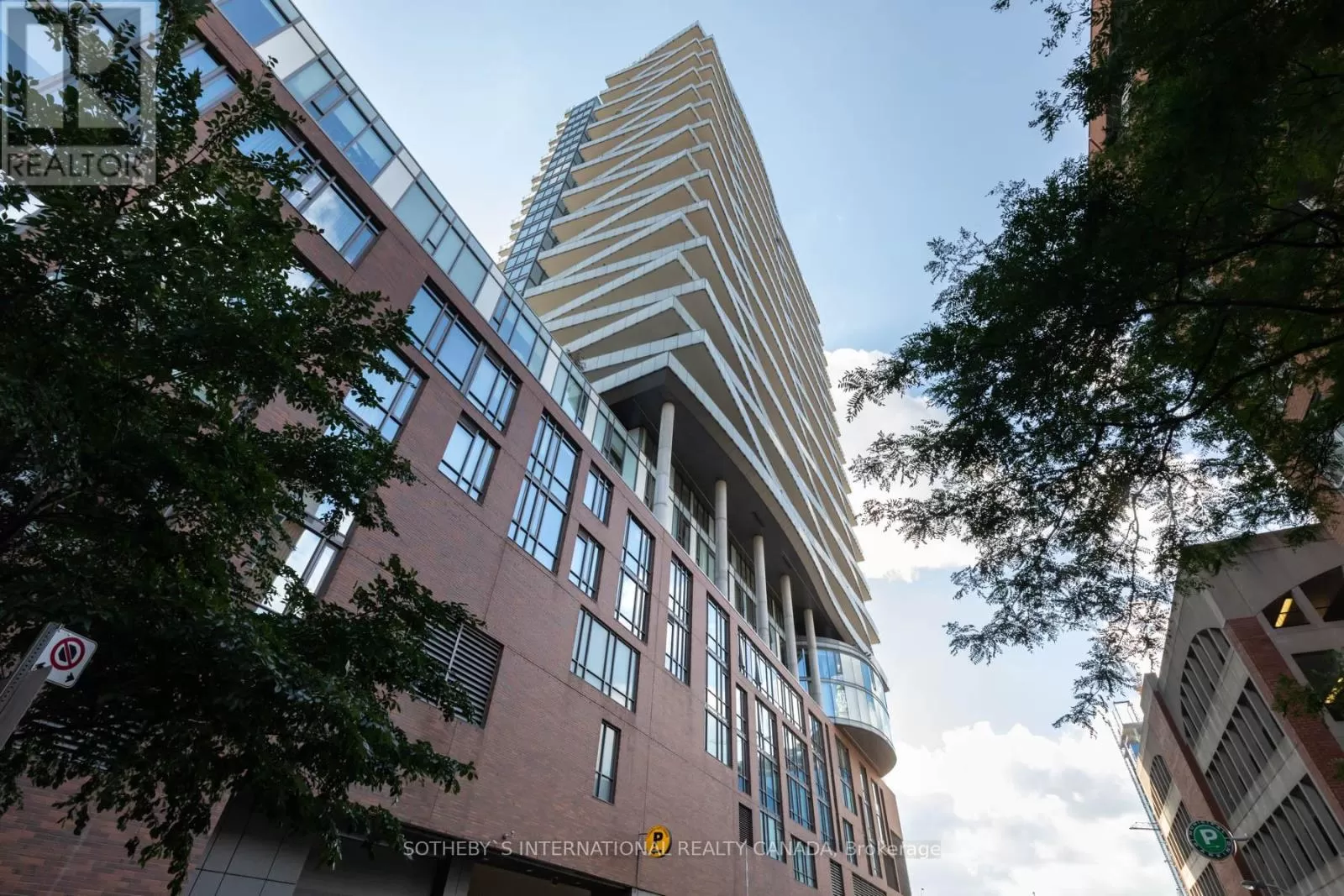Apartment for rent: 1502 - 1 Market Street, Toronto, Ontario M5E 0A2