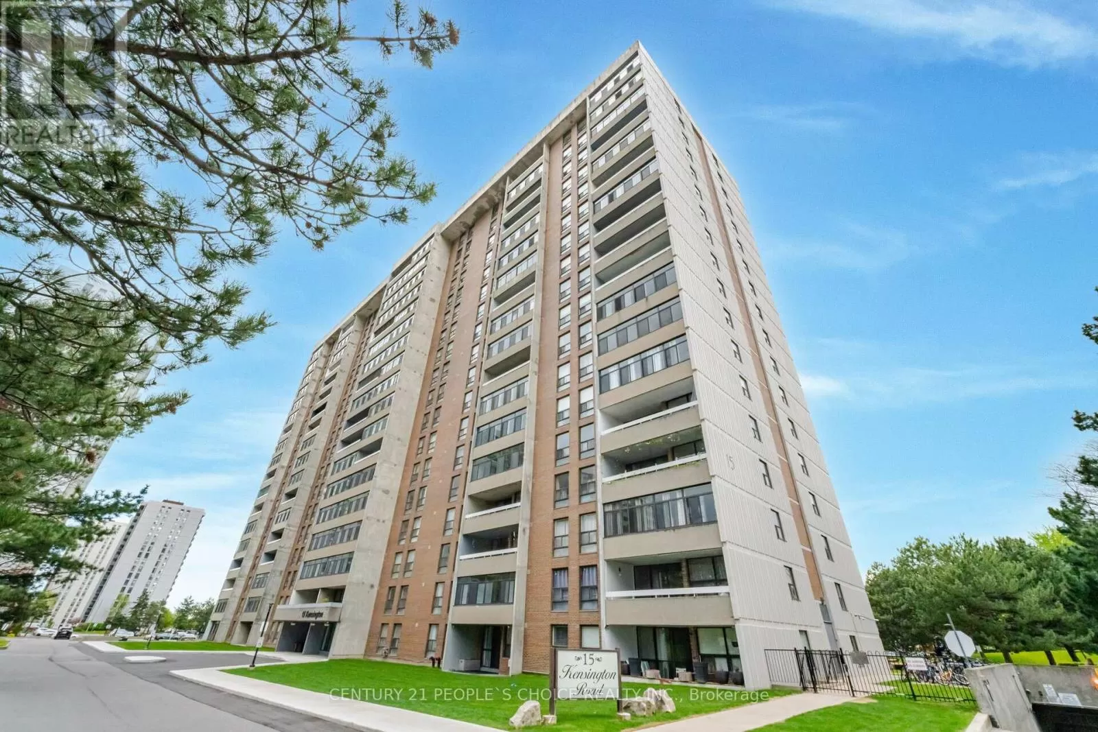 Apartment for rent: 1508 - 15 Kensington Road, Brampton, Ontario L6T 3W2