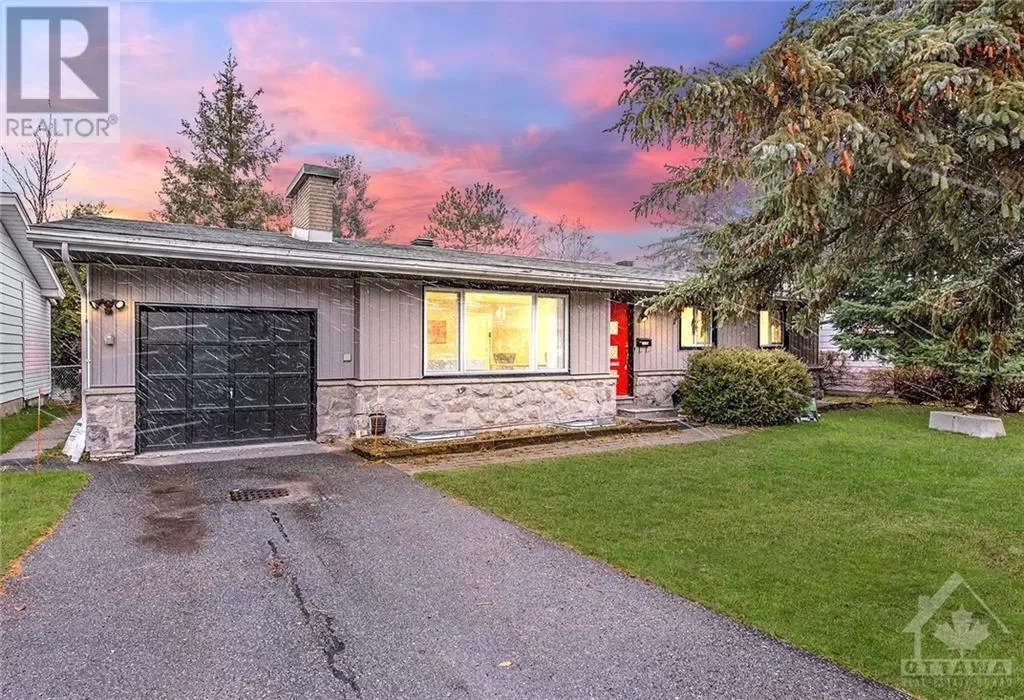 House for rent: 151 Knoxdale Road, Ottawa, Ontario K2G 1B1