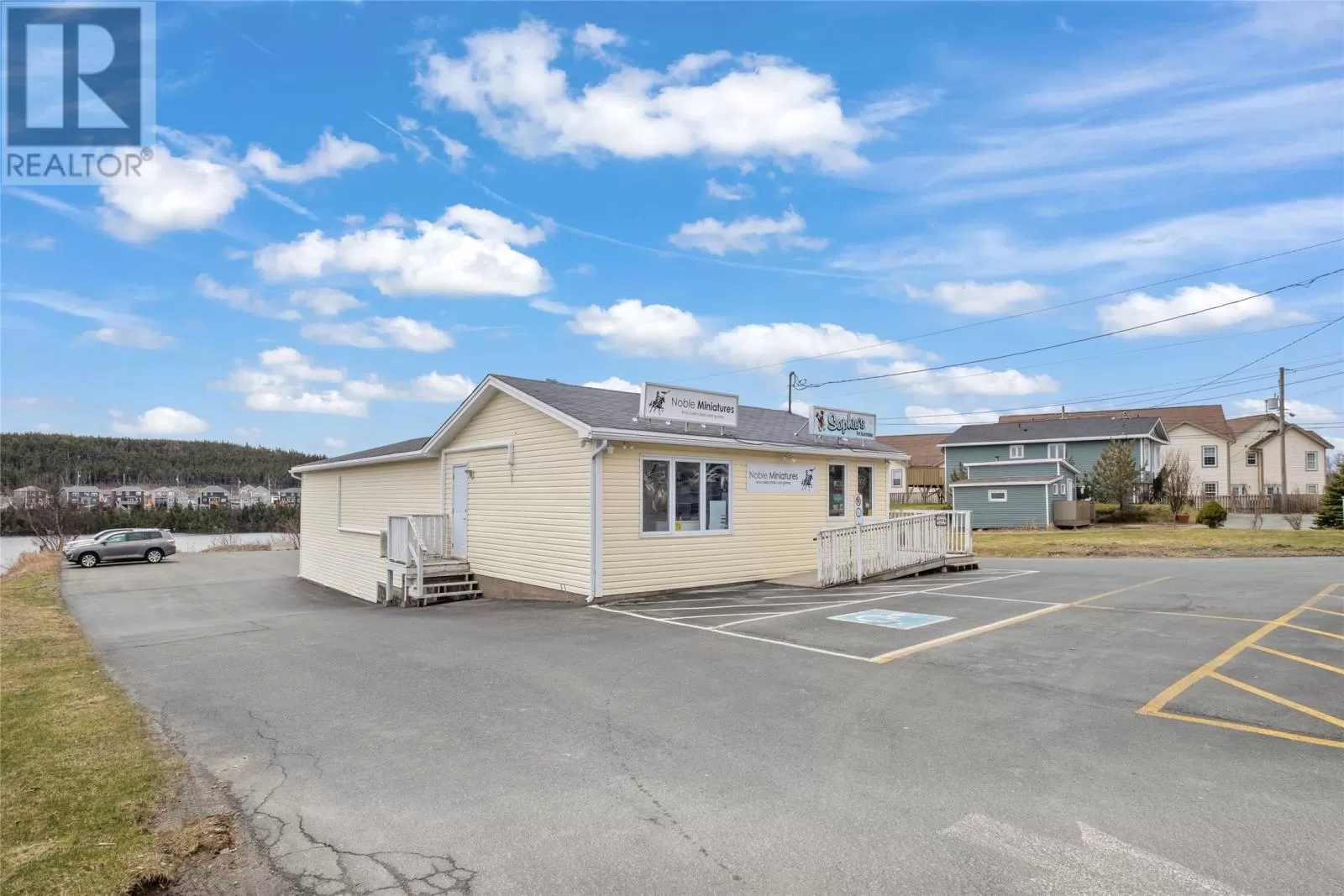 Other for rent: 1521 Topsail Road, Paradise, Newfoundland & Labrador A1L 1R2