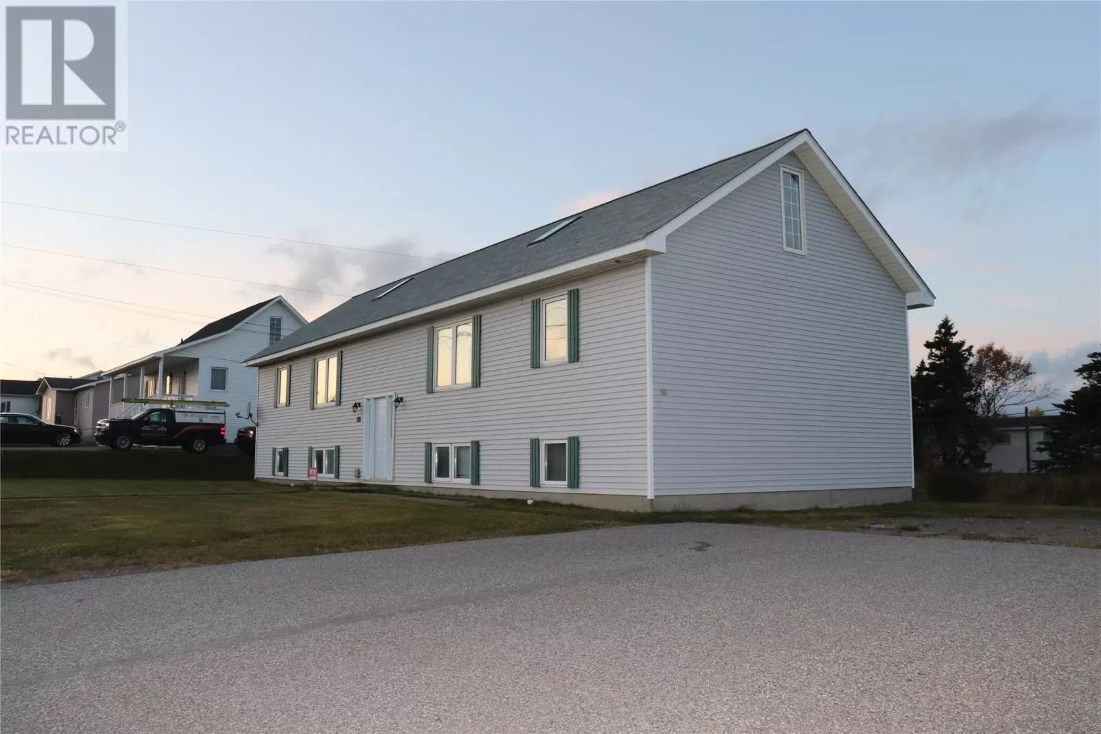 Multi-Family for rent: 153-155 West Street, Stephenville, Newfoundland & Labrador A2N 1E7