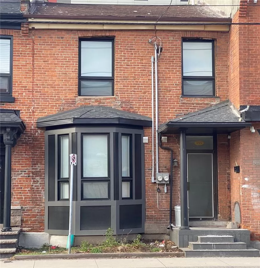 Apartment for rent: 155 Wellington Street N|unit #upper, Hamilton, Ontario L8R 1N4