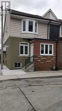 House for rent: 16 Archer Street, Toronto, Ontario M6H 1J2